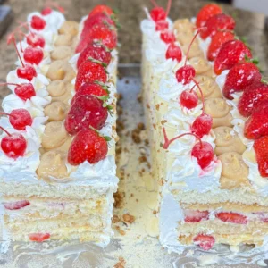 Passo a passo completo: camadas, chantilly, frutas e acabamento que vende.